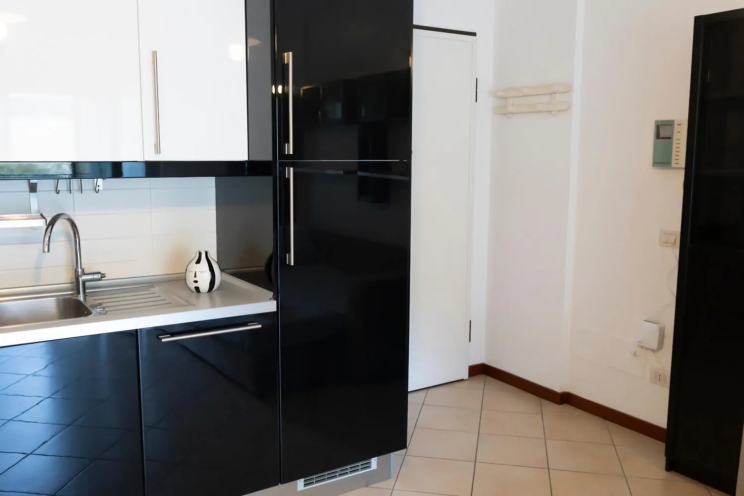 Apartman Var24 Loreto - Duomo-Modern House Milánó